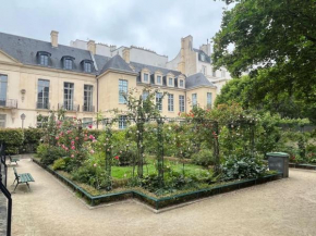 Comfort & design 2 BR near Place des Vosges